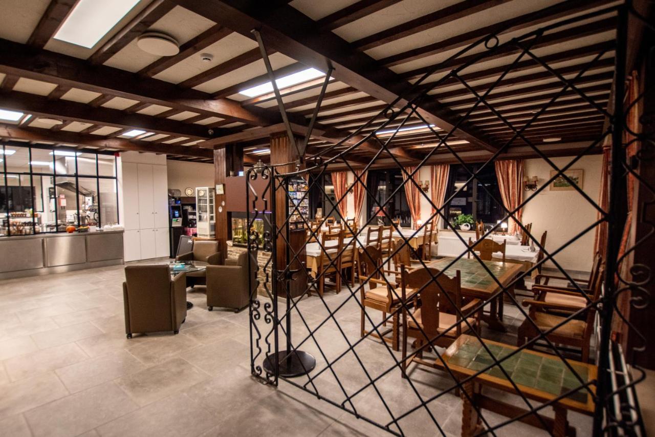 Auberge Le Vieux Moulin Poupehan Eksteriør bilde